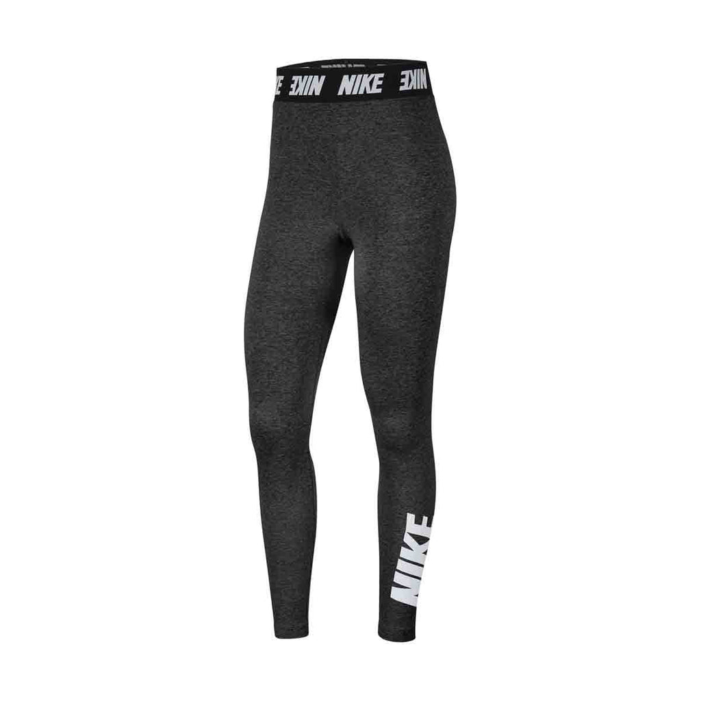 Nike Sportswear Club