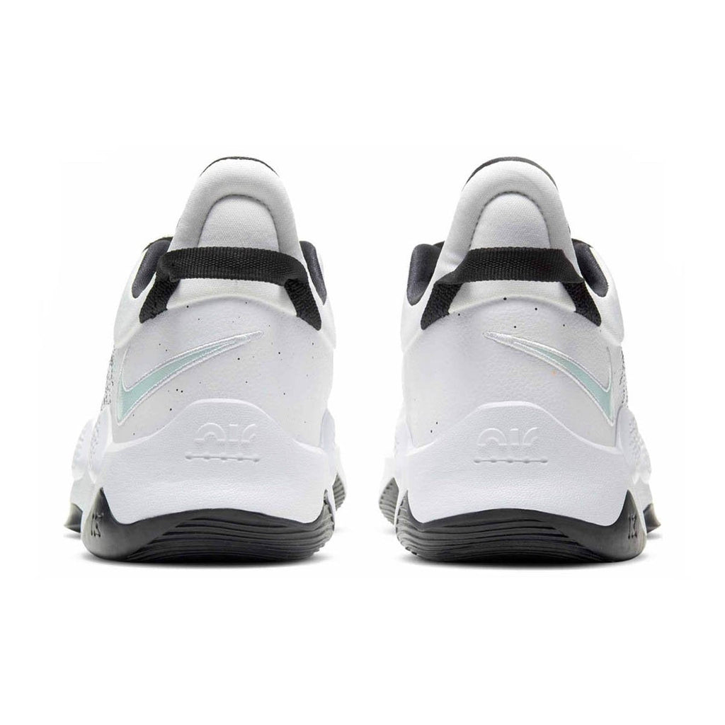 PG 5 Basketball Shoe