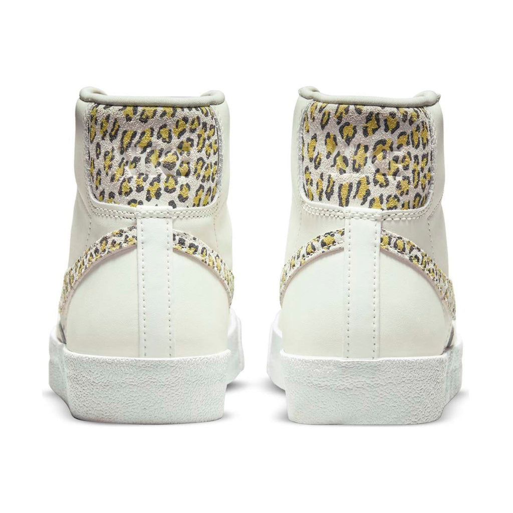 Nike Blazer Mid '77 SE Women's Shoes
