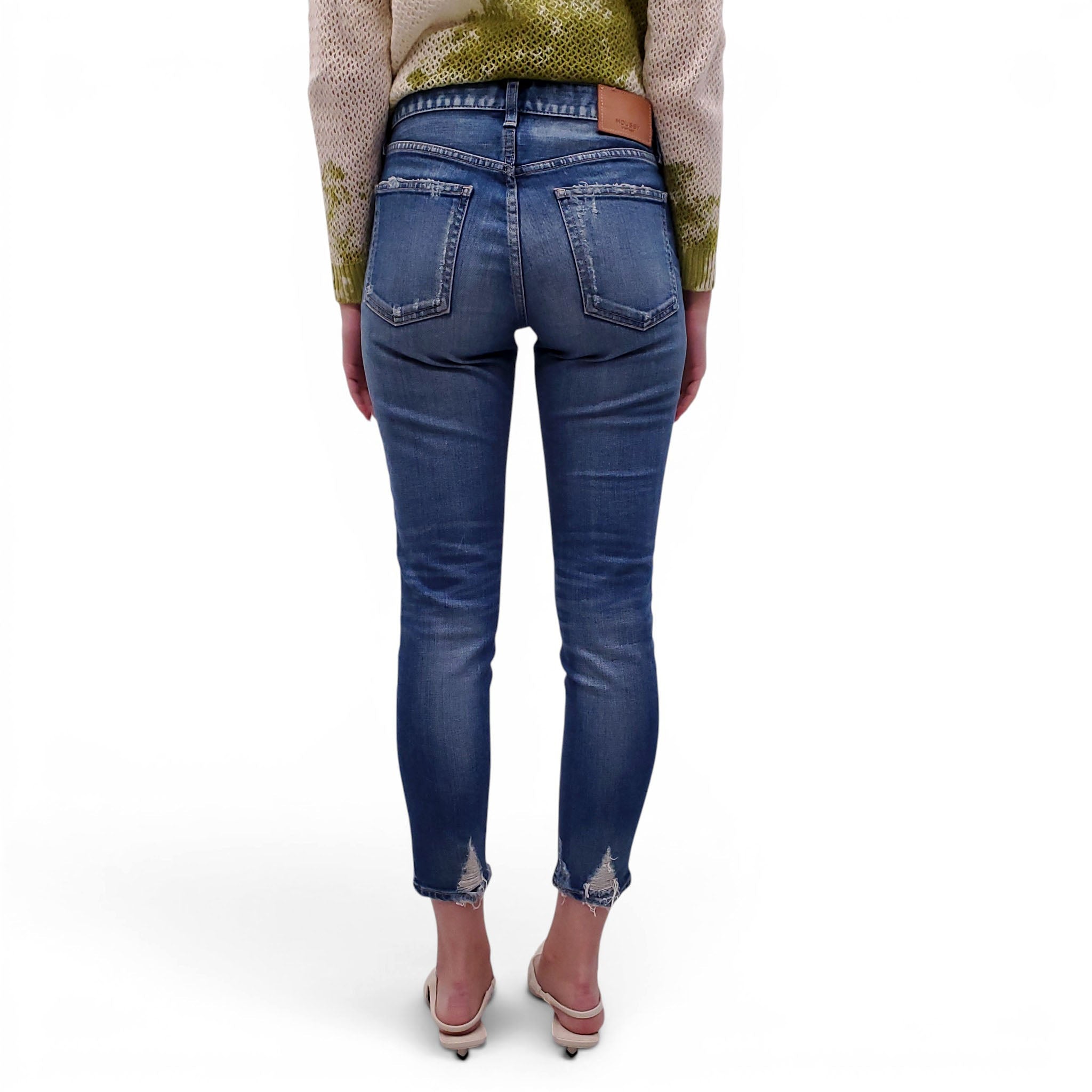 MOUSSY VINTAGE MEDIUM BLUE LIGHTLY DISTRESSED JEANS - SIZE 27